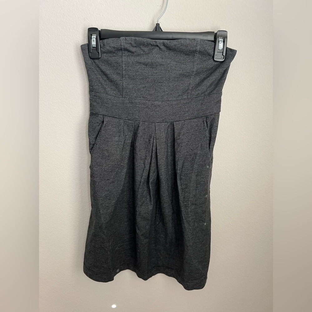 Strapless dress
